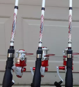 lot of 3 South Bend Recluse Spinning rod reel Combo 6'6" ft foot Medium heavy - Picture 1 of 3