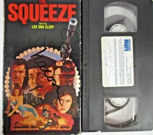 The Squeeze Lee Van Cleef VHS Movie - Picture 1 of 4