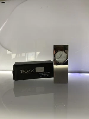 Troika mini clock made of metal and fashionable Foto 1 de 2