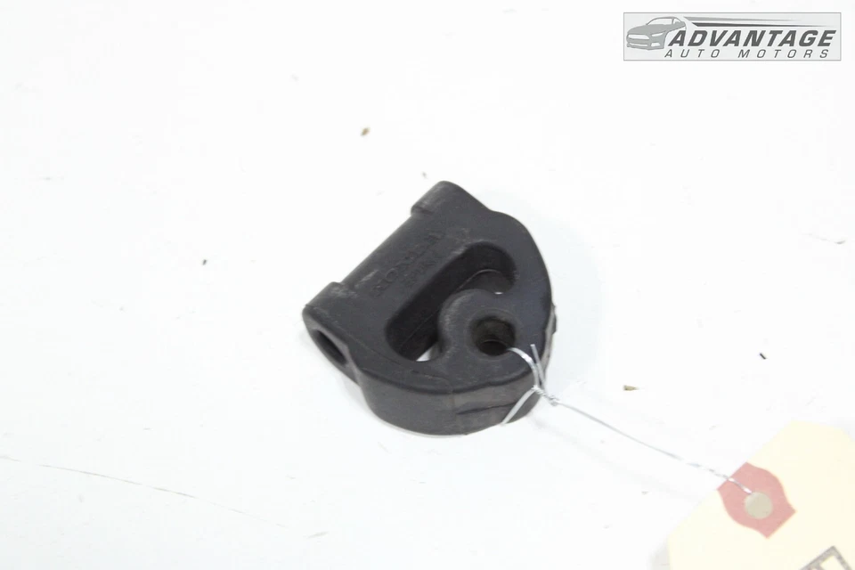 Honda HR-V 2016-2020 Touring pasajero delantero tubo de escape suspensión aislante OEM Foto 1 de 4