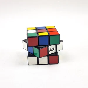 Original Rubik's Cube 3x3 Zauberwürfel Puzzle Farbspiel Würfel - Bild 1 von 4