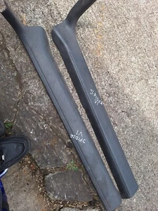 ALFA SPIDER PAAR VORDERE TRETENPLATTEN P/N 153327000 IN SCHWARZ 94-06 - Bild 1 von 2