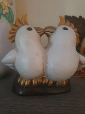 Thun Collection 2004 Coppia Pappagalli Cacatua che si baciano, Club, Pappagallo  - Immagine 1 di 3