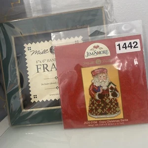 Lot Jim Shore Mill Hill JS20-3104 Cross Stitch Kit Cozy Christmas Santa & Frame - Picture 1 of 9