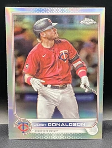 2022 Topps Chrome Sonic Refractor #22 Josh Donaldson - Picture 1 of 2
