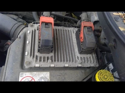 Módulo de control electrónico ECM del motor 2,0 L compatible con calibre 11-12 141981 Foto 1 de 4