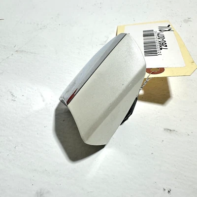 TAMPA TRASEIRA ESQUERDA PARA MAÇANETA DA PORTA DO MOTORISTA FABRICANTE DE EQUIPAMENTO ORIGINAL 2007-2013 Mercedes-Benz W221 S550 - Imagem 1 de 4