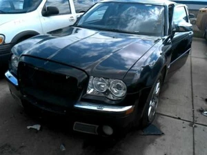 DRIVER LEFT CORNER/PARK LIGHT SIDE MARKER FITS 05-14 300 126249 - Foto 1 di 9