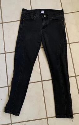 Pantalones de mezclilla BDG negros de tiro bajo recortados estilo moto con cremallera en los tobillos talla 25 Foto 1 de 4
