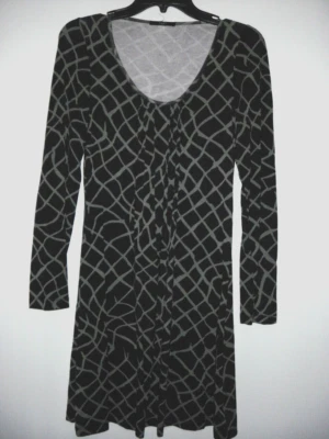 TART COLLECTION Vestido Mujer Grande Negro Gris Cuchara Profunda Manga Larga Foto 1 de 4