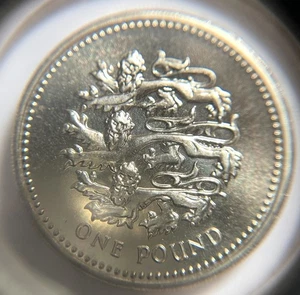 1997 Great Britain £1 1 Pound - England Crest - Three Lions Passant - BU Details - Picture 1 of 5