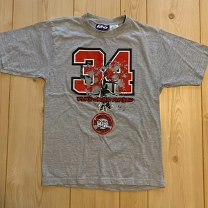 Vintage 180 Sports Athletic Basketball Born To Ball #34 Youth T-Shirt Size 14-16 - Picture 1 of 6