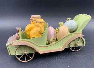 Pollitos Bethany Lowe retirados en automóvil con huevos de Pascua arte popular Pascua - Imagen 1 de 6