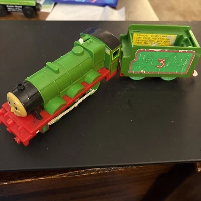 Tren Trackmaster Motorizado Henry 2002 Thomas & Friends con Licitación para Piezas Foto 1 de 4