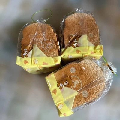 Rilakkuma Bakery Soft Squeeze Bread Set di 3, rari, mai aperti, - Immagine 1 di 3