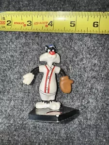 1991 Boston Red Sox Baseball Figurine Sylvester The Cat Looney Toons MLB - Picture 1 of 5