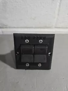 Bennett Trim Switch - Foto 1 di 2