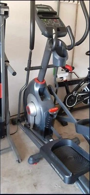 Entrenador elíptico eléctrico Schwinn 430 - negro  Foto 1 de 4