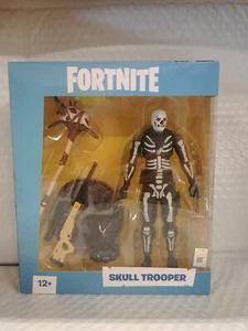 Juguetes Fortnite Skull Trooper McFarlane nuevos - Imagen 1 de 5