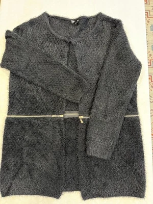 女式模糊针织开衫毛衣黑色长袖拉链细节柔软舒适 — 第 1/3 张图片