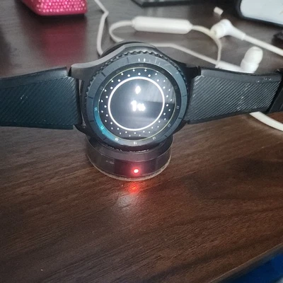 Reloj inteligente Samsung Gear S3 Frontier SM-R760 46 mm Bluetooth WiFi - negro Foto 1 de 3