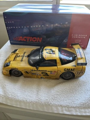 Acción 1:18 #3 GM Goodwrench Service 2001 Corvette C5R versión Gold Race Foto 1 de 4