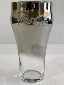 COCA-COLA SILBER QUECKSILBER GLAS MIT GEÄTZTEM GLITZER STRUKTUR LOGO MATTIERT 6 ZOLL  - Bild 1 von 5