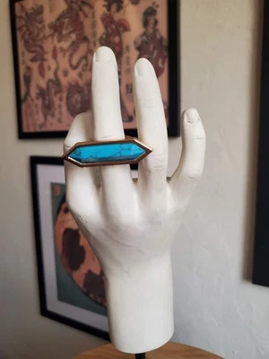 Anillo llamativo geométrico dorado CC Skye con piedra turquesa talla 7 Foto 1 de 4