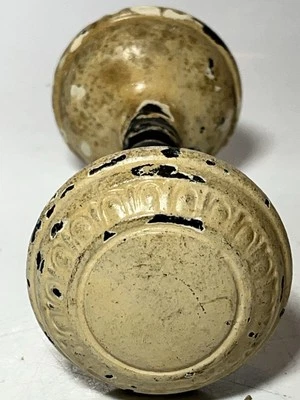 "Pomo de puerta antiguo de metal blanco envejecido de 2,25""" Foto 1 de 4