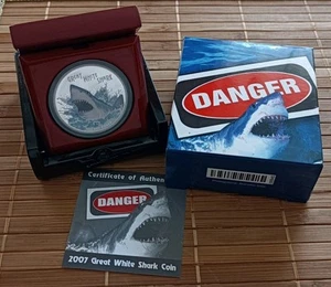 Tuvalu 2007 GREAT WHITE SHARK 999 PLATA 1 OZ PP Deadly & Dangerous tiburón blanco - Imagen 1 de 4