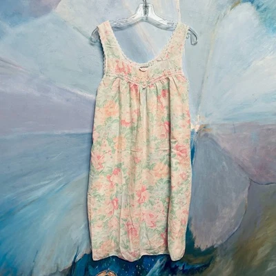 Camisón de Colección Miss Elaine Algodón Césped Floral Borde de Encaje Hecho en EE. UU. Mediano Foto 1 de 4