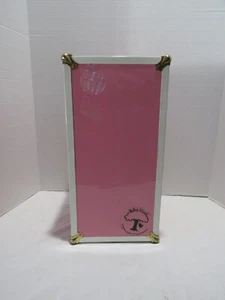 VTG 1989 SIGNED ROBIN WOODS DOLL CASE PINK/WHITE 16" X 8" X 8" - Picture 1 of 11