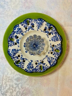 Decoração de jardim de arte de quintal de pratos reaproveitados e outros itens - Imagem 1 de 4