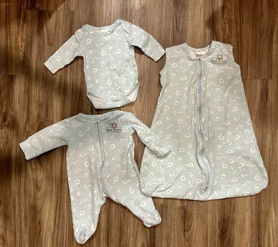 Manta portátil Halo SleepSack talla pequeña y 2 trajes de 0-3 meses  Foto 1 de 4