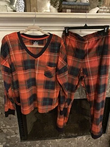 Cuddl Duds Regular Fleecewear Stretch Jogger Pyjama Set rot Urlaub kariert Gr. L - Bild 1 von 8