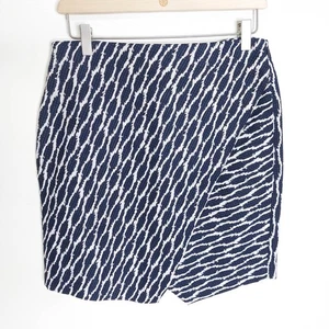 Ann Taylor NEU MIT ETIKETT LOFT Faux asymmetrischer Wickelrock marineblau Ikat-Druck Medium Petite - Bild 1 von 7