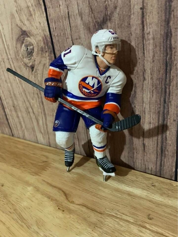 John Tavares NY Islanders~White- Action Figure NHL (Loose) Cover