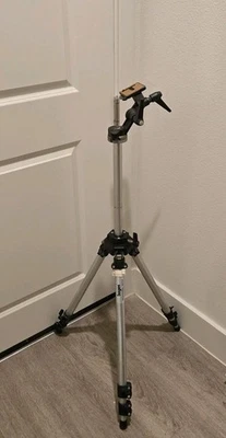 Manfrotto Bogen 3021 Pro Tripod Base With Manfrotto 3028 3d Head ****READ  - Image 1 of 4