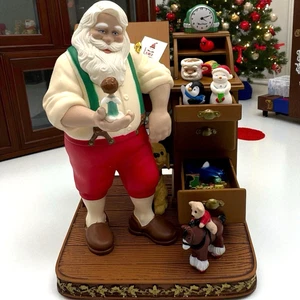 Hallmark The Artist at Work 50th Anniversary Special Edition Santa 2023 Ornament - Bild 1 von 14