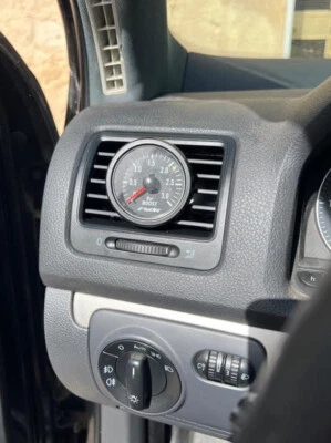 Porta Manometro VW Golf Mk5 52mm ( Golf 5 Gauge ) - Immagine 1 di 4