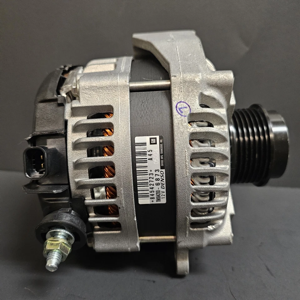 Chevrolet Camaro V8 2017 2018 2019 2020 6,2 L gasolina; alternador supercargador Vin 6 Foto 1 de 4