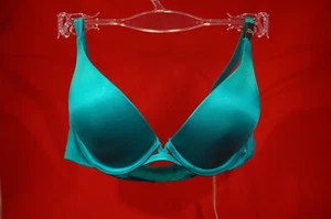 Victoria Secret Caribean Green Bra Push-up / Pigeonnant 32D NEW - Picture 1 of 6