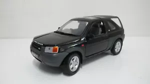 1:18 ERTL COLLETIBLES LAND ROVER FREELANDER BLACK (FULL OPEN) DIECAST CARS - Picture 1 of 11