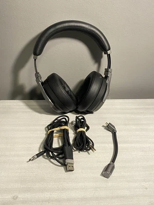 Auriculares para juegos Corsair Virtuoso RGB inalámbricos SE plateados 7.1 sonido envolvente SIN USB Foto 1 de 4