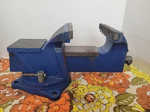 Tornillo de banco IRWIN, resistente, 6 pulgadas W 216 - Imagen 1 de 8