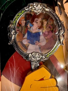 Disney Loungefly Pin / BATB / Belle Beast / Lenticular - Spiegel Pin - Bild 1 von 4
