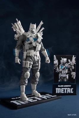 McFarlane Toys The Grim Knight Etiqueta Dorada BBTS Exclusivo Acento Blanco y Negro! Foto 1 de 4