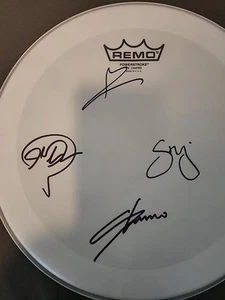 System Of A Down signiertes Drumhead - Bild 1 von 4