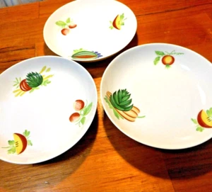 Lyngby Porcelain Fruit and Vegetable 20 cm Bowl vintage 1960's picnic - Picture 1 of 5
