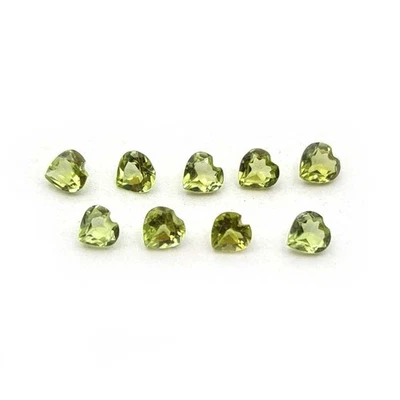 Natural Peridot Heart Cut Loose Gemstone Lot 17 Pcs 3 MM 1.7 CT - Image 1 of 3